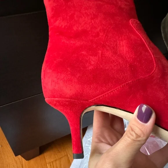 NIB Via Spiga Maggie Suede Ankle Bootie Red Size 10M - Picture 4 of 11